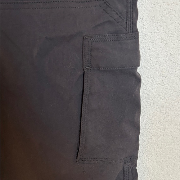 Prana Men's Black Cargo Pants - Picture 3 of 7